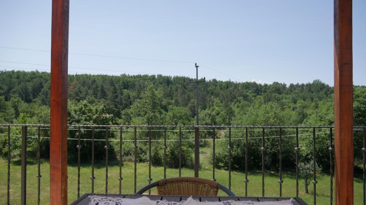 Apartment Kornarija Buje Buitenkant foto
