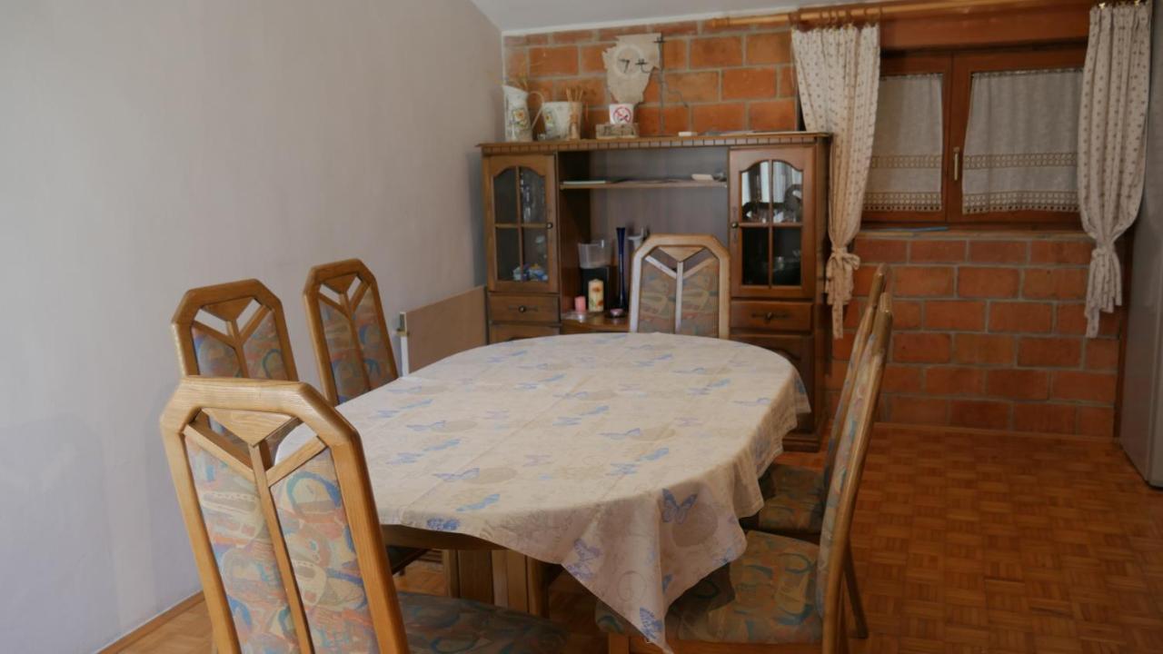Apartment Kornarija Buje Buitenkant foto