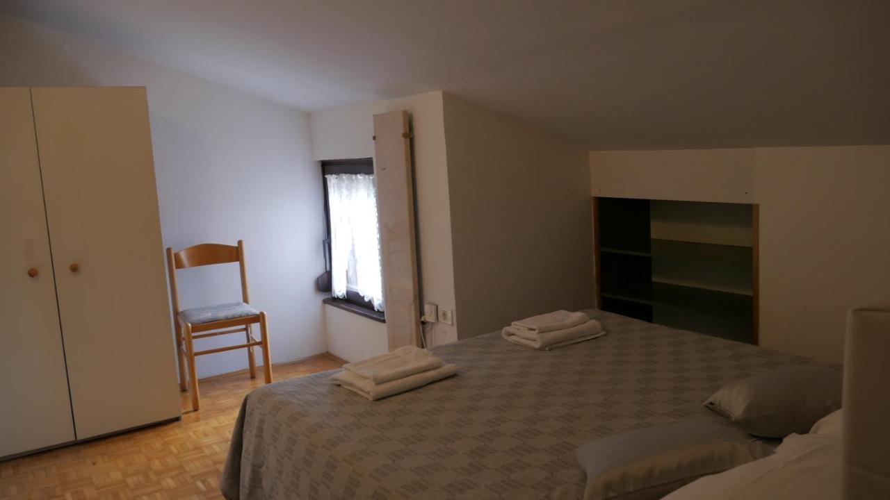 Apartment Kornarija Buje Buitenkant foto